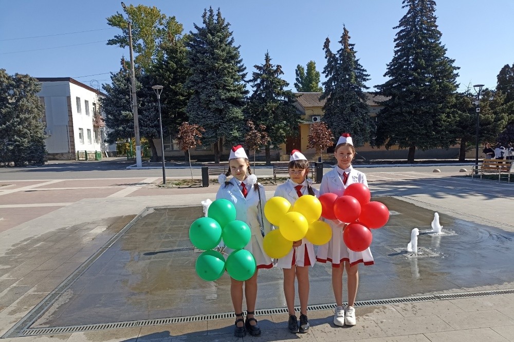 Вы сейчас просматриваете Акция «По безопасной дороге в безопасный мир!»